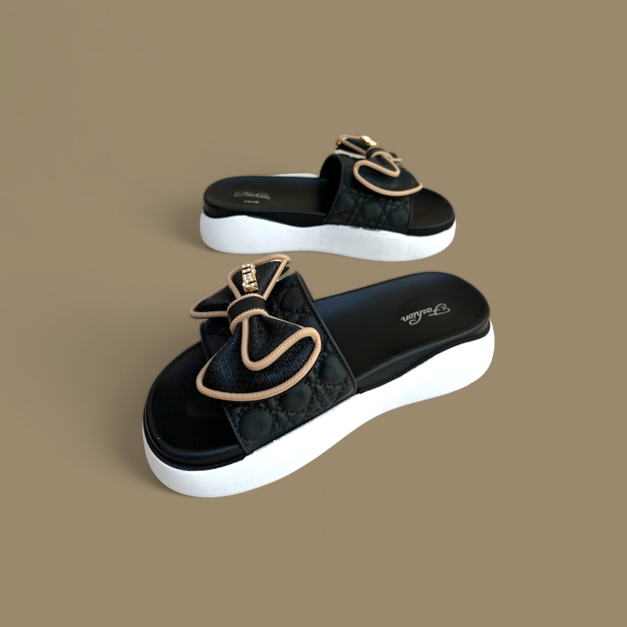 Rubber bow slides