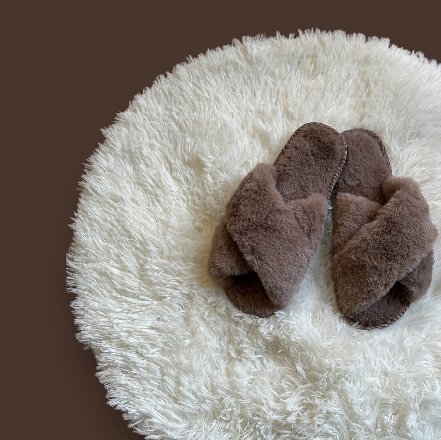 Crossband fur slides