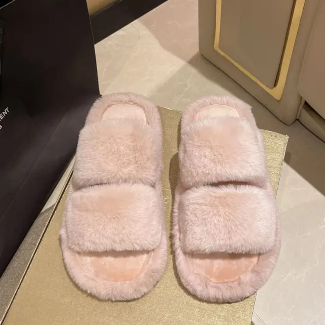 Double strap fur slides