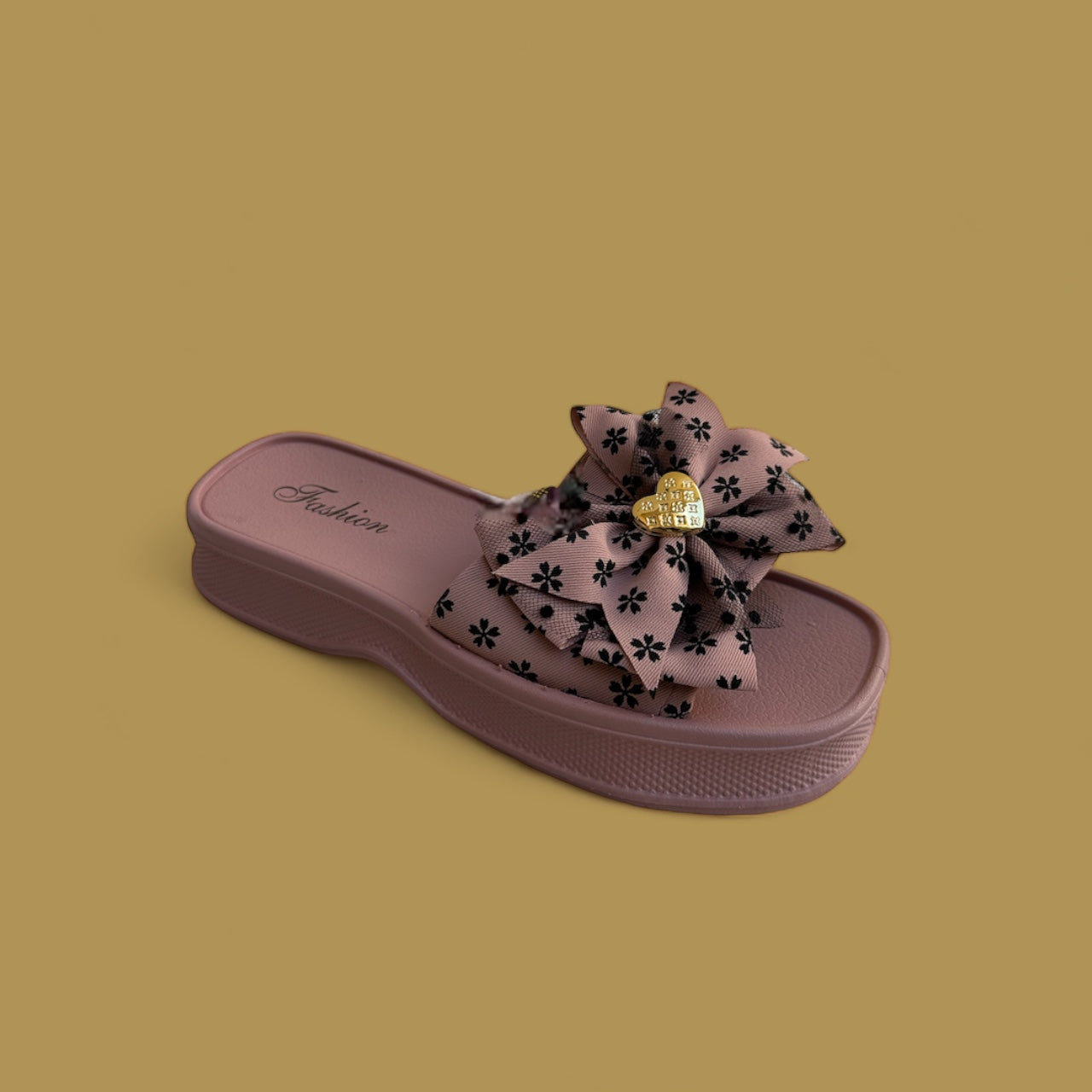 Printed heart bow slides