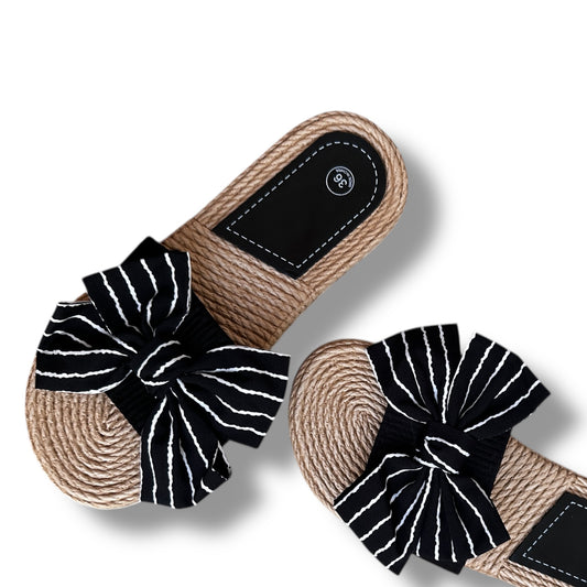 Printed tie slipper