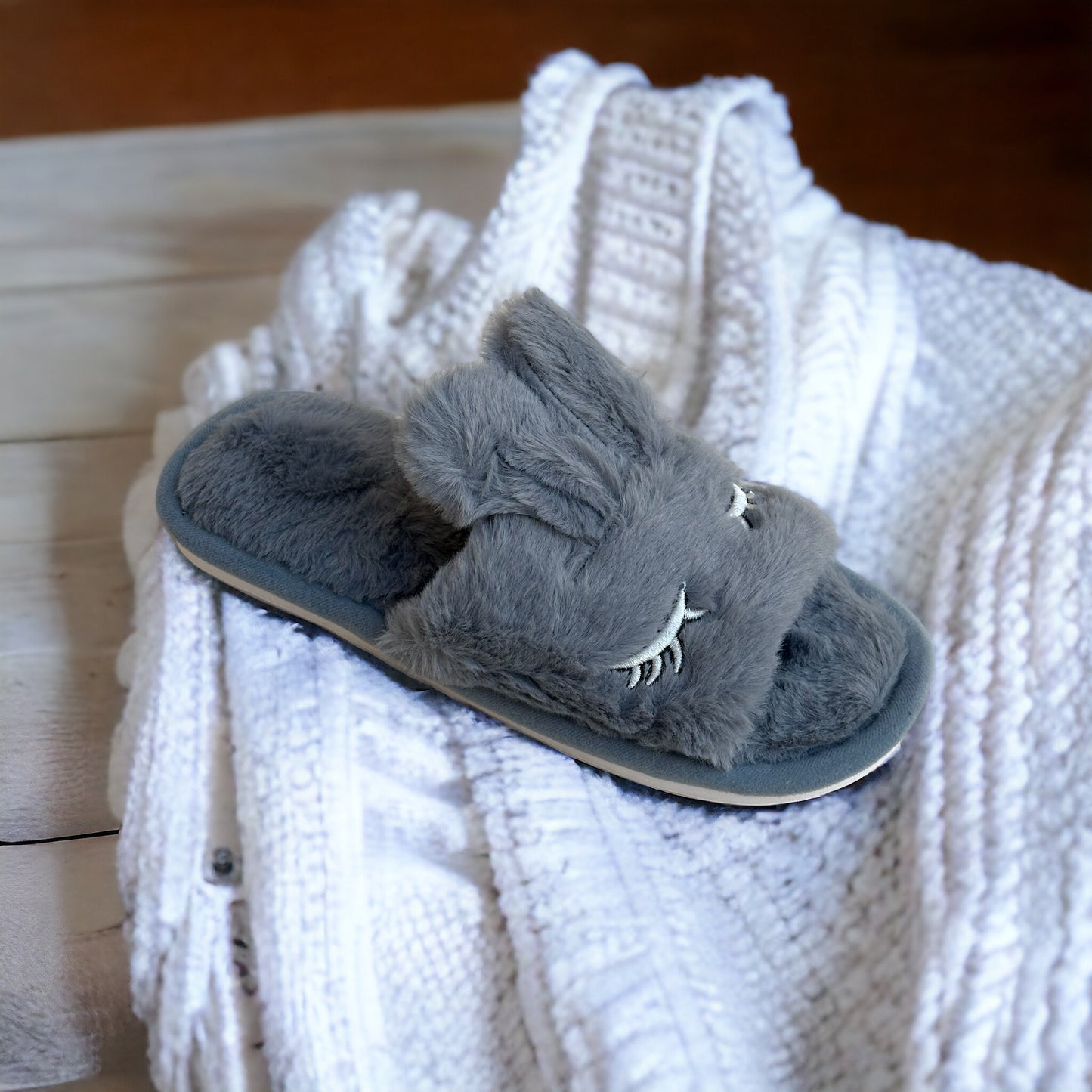 Eyes fur slides
