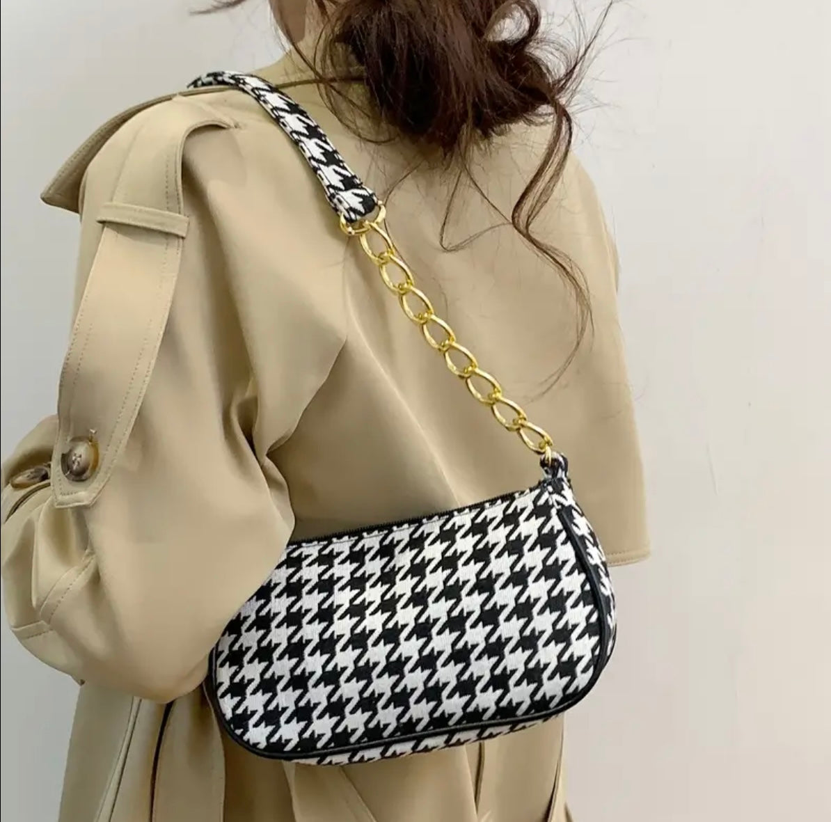 Houndstooth shoulder bag