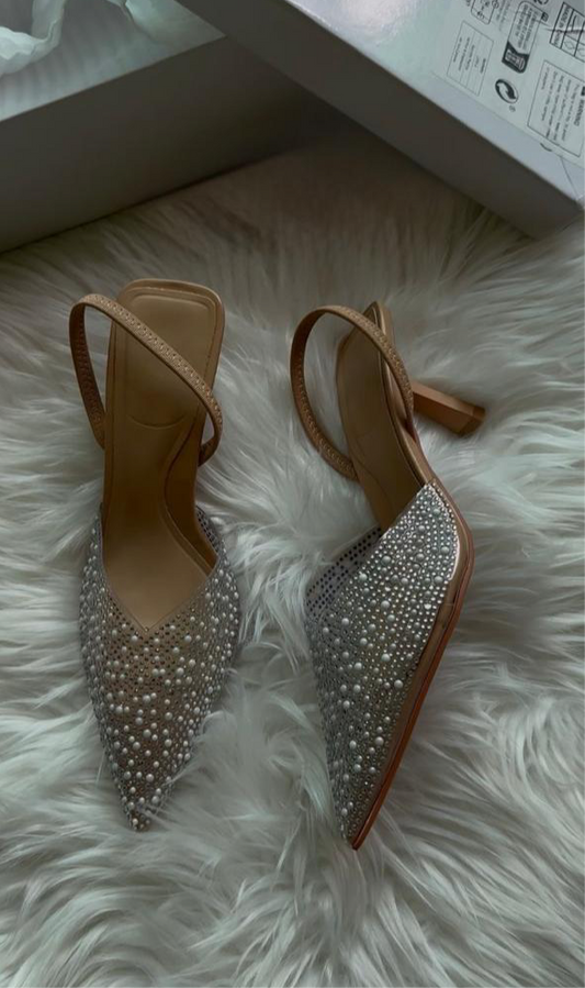 Pointed-Toe High Heels with Rhinestone