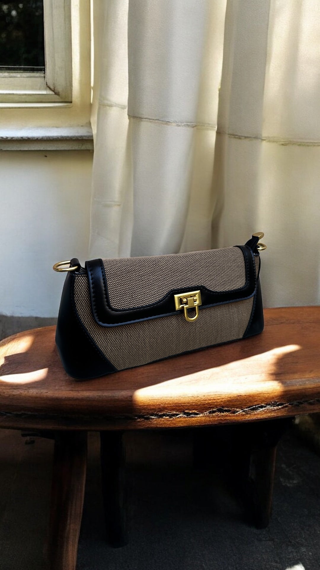 Retro black bag