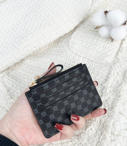 Stone pattern portable cardpack