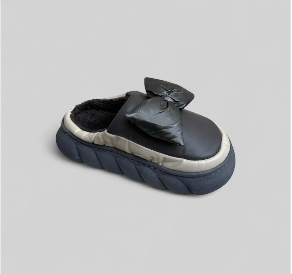 Bow carpet shoes