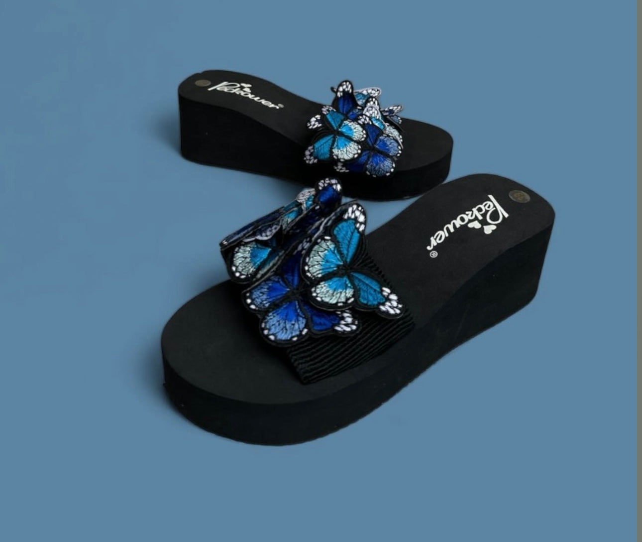 Butterflly wedge