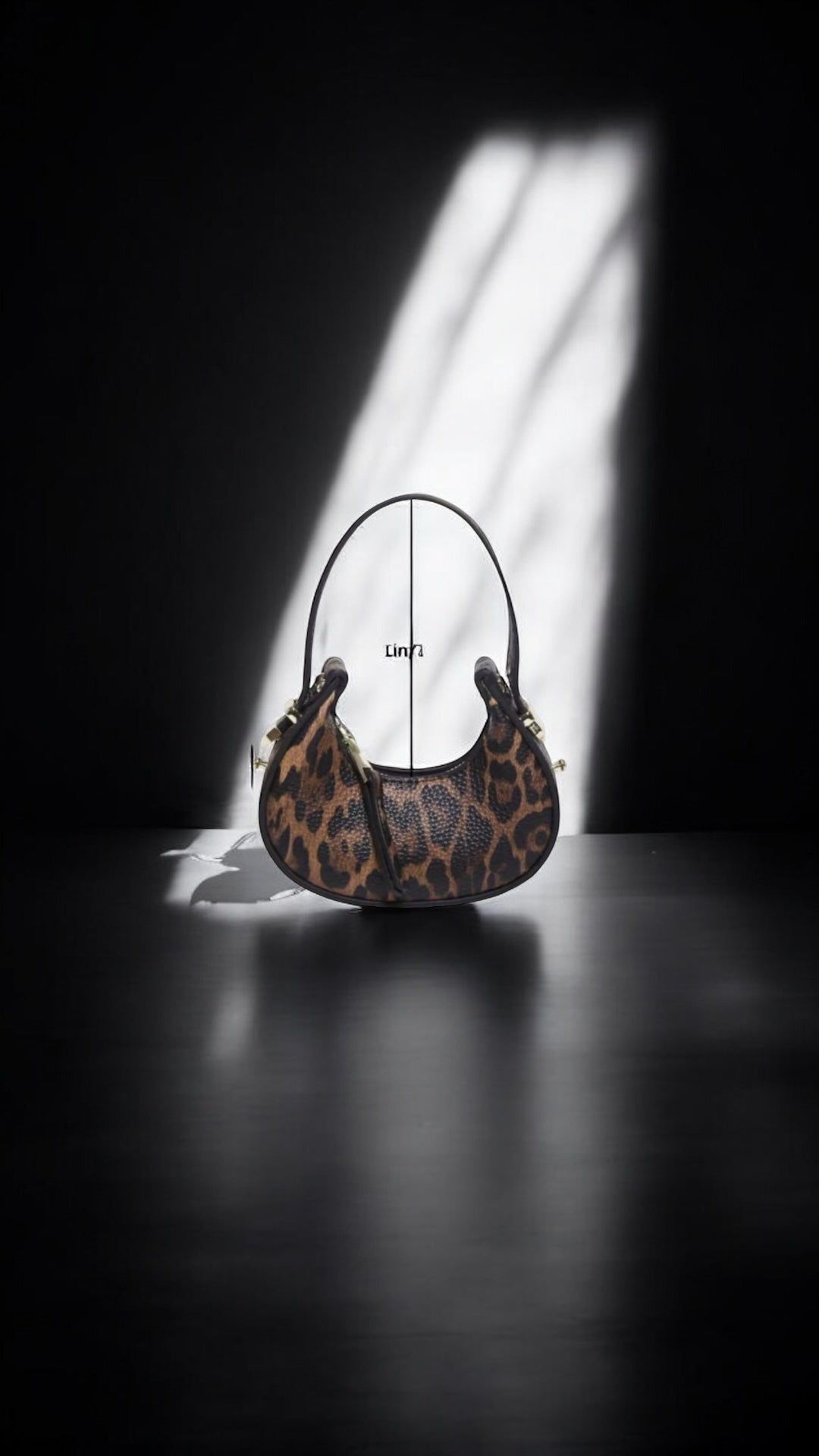 Mini leapord crossbody bag